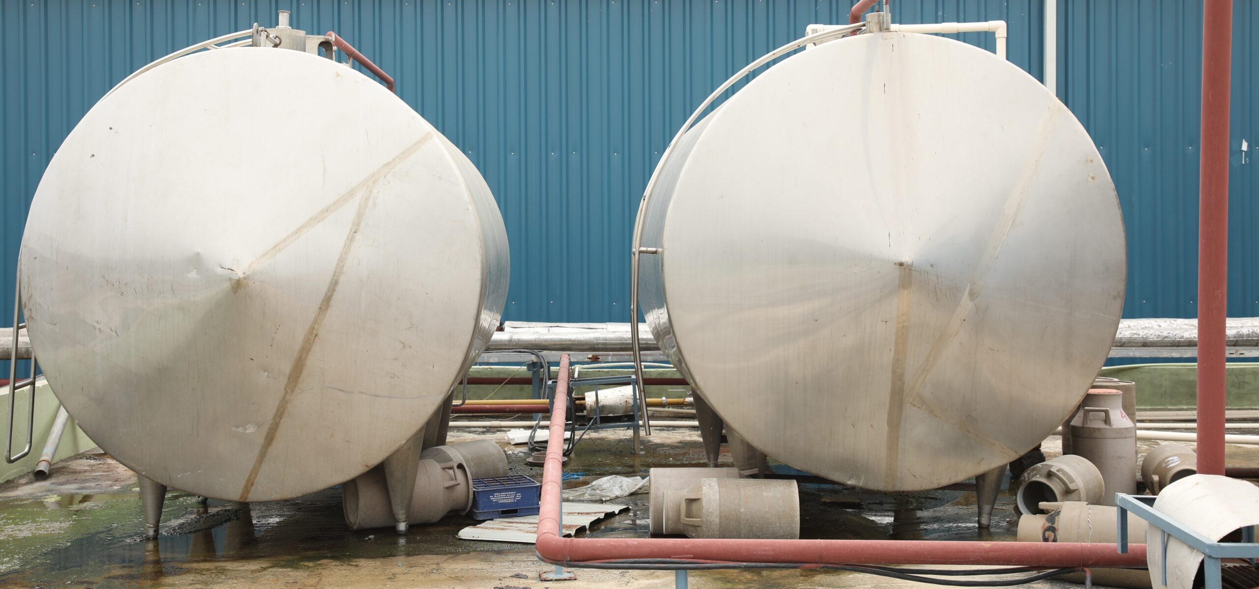 SS storage tanks